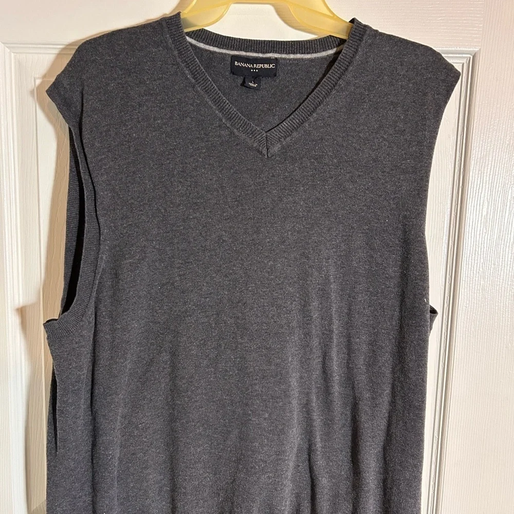 Banana Republic Charcoal V-Neck Sweater